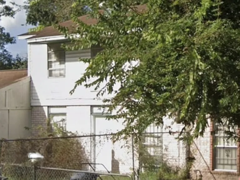 7867 Hamlet St — Photo 2