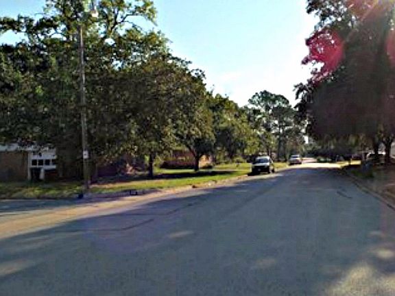 4th image of 610 Lynda Ln