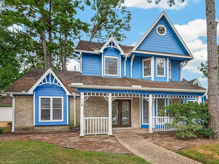10011 Pine Pass Dr — Photo 1