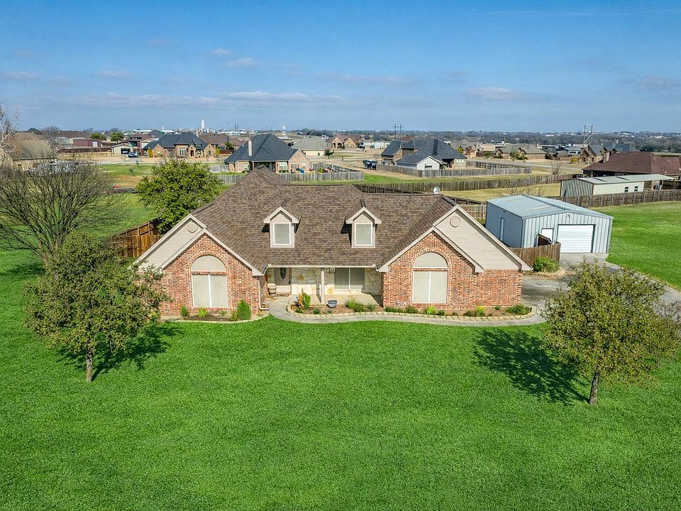 1st image of 257 Reatta Dr