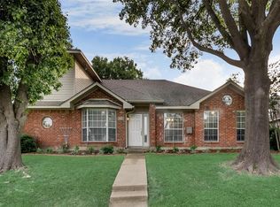 1622 Develon Dr, Mesquite, TX 75149