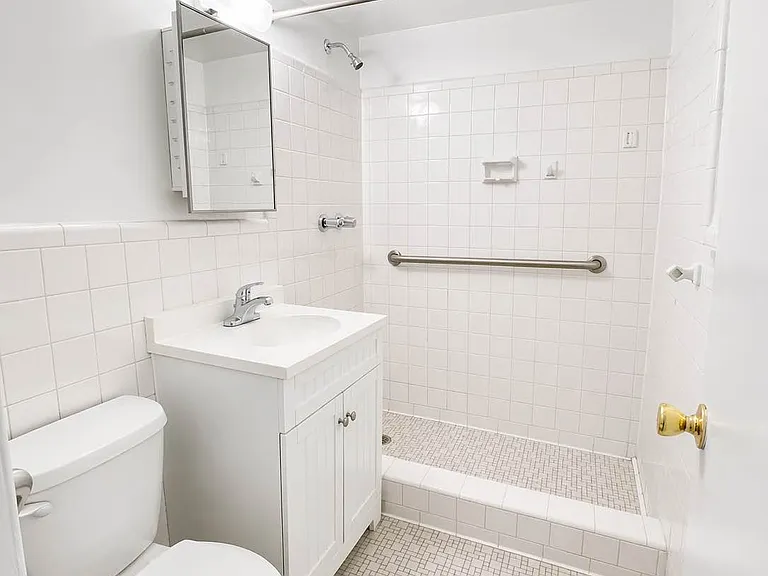 1401 Ocean Ave #1K — Photo 12