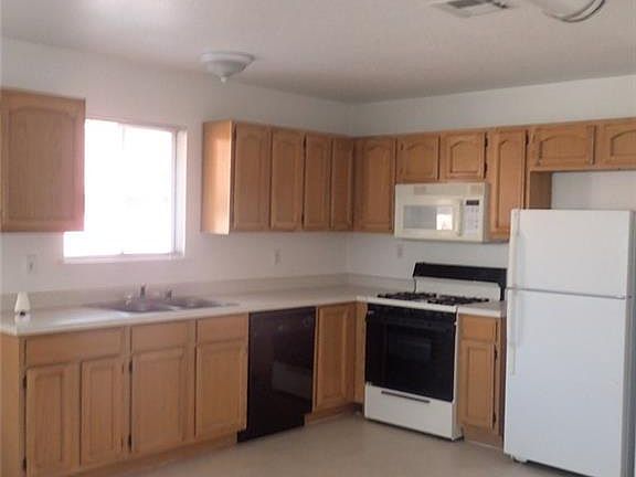 5th image of 12516 Flora Alba Dr