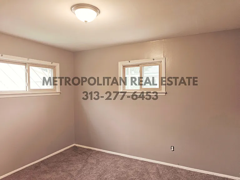 26680 Penn St — Photo 14