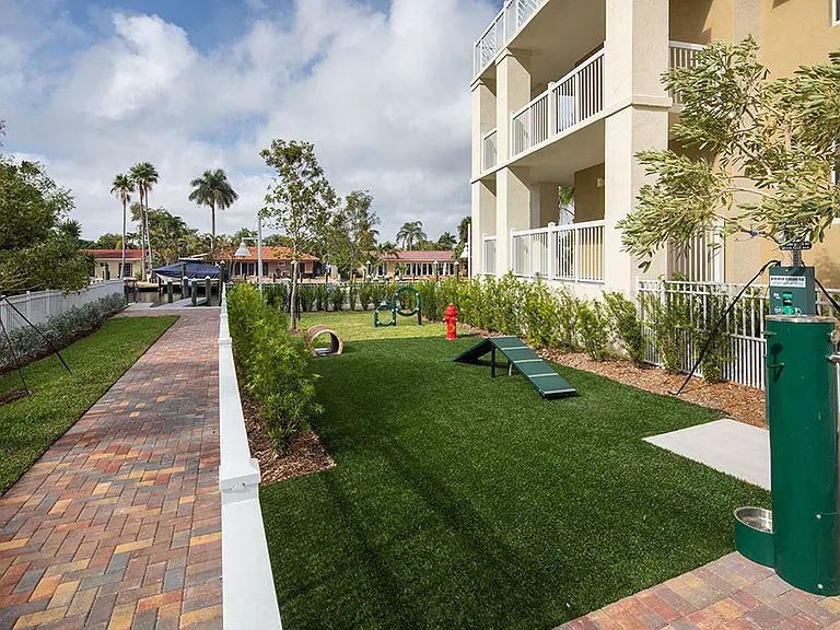1333 South Ocean Apartments — Photo 19