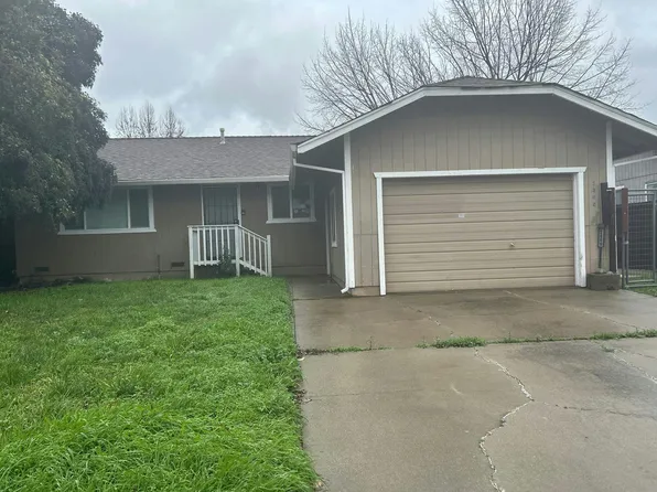2860 Iris St, Anderson, CA 96007
