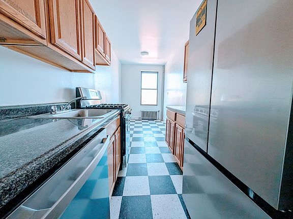 3rd image of 97 Brooklyn Ave #6O