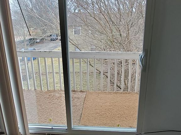 4th image of 2081 Lynbridge Dr