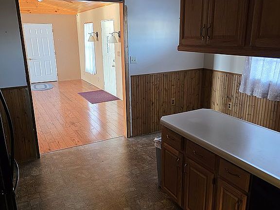 5th image of 10093 Wolf Rd