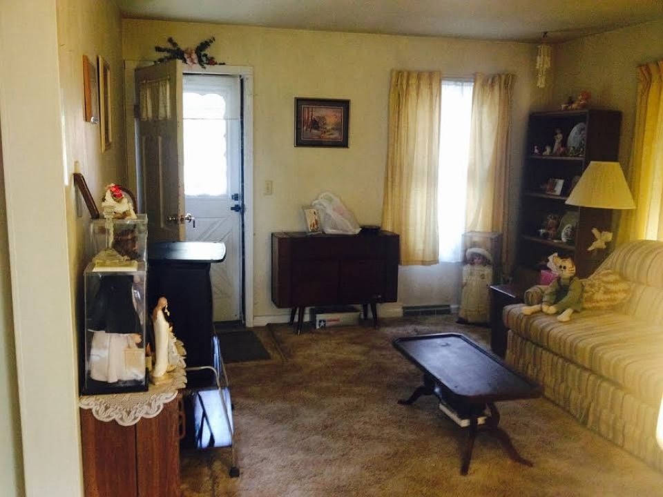 2nd image of 626 River Rd