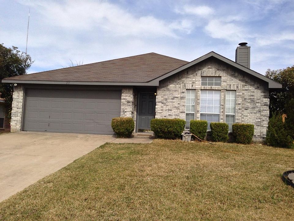 1st image of 215 Oak Meadow Ln