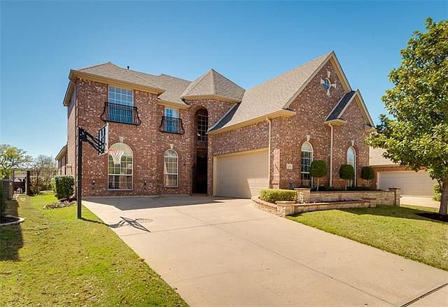 1st image of 2406 Watercrest Dr
