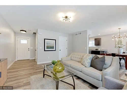25879 Cardinal St Photo 1
