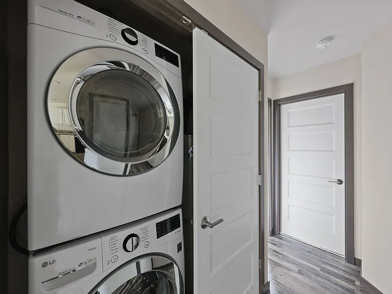 1621 SW Mulberry Pl #D304 — Photo 9