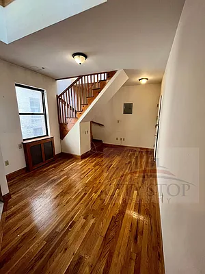 Rented by City Stop Realty | media 30