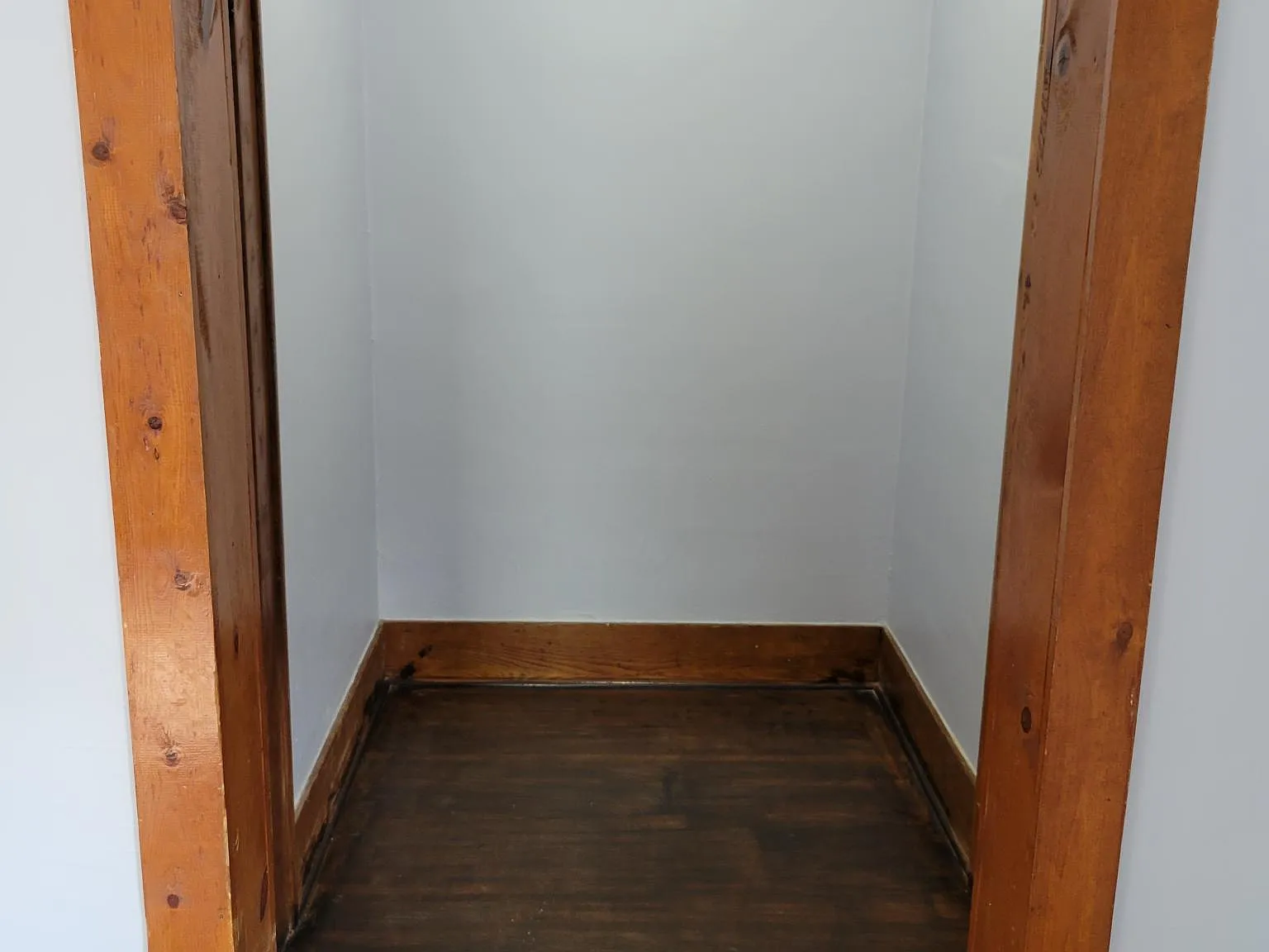 2 bed, 1000 sqft, $1,300 — Photo 3