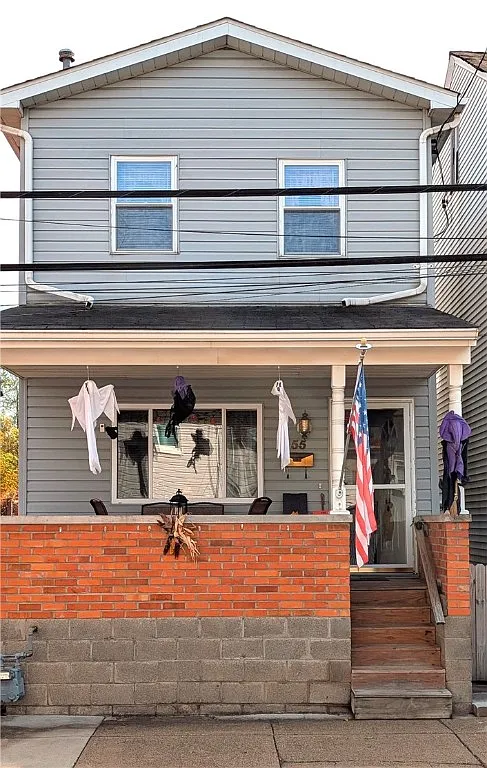 55 Sycamore St photo 1