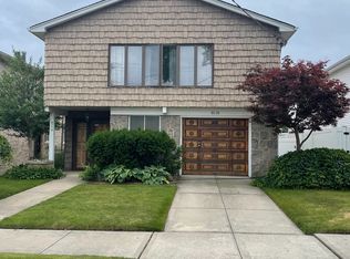 8116 160th Ave, Howard Beach, NY 11414