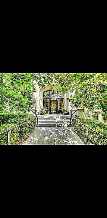 1st image of 704 W 6th Ave APT 605-606