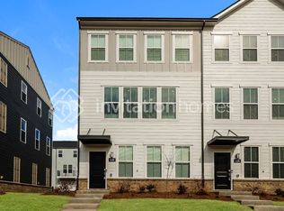 5030 Ragsdale Dr, Charlotte, NC 28269