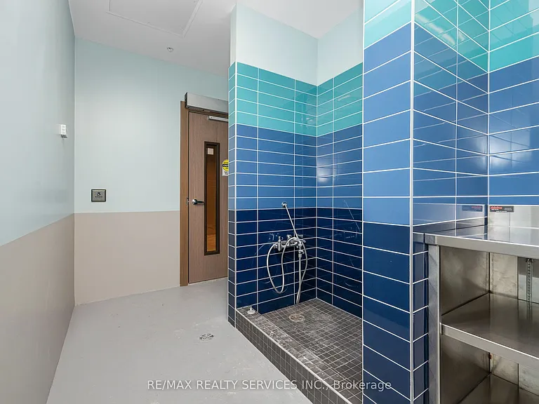 75 James St S #1902 — Photo 8