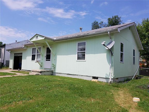 2nd image of 1710 Brown Ave