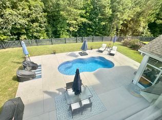 184 Cherry Grove Dr, Summerville, SC 29483