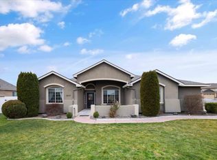 1527 Jade Ave, West Richland, WA 99353