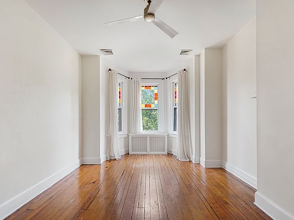 3rd image of 405 Constitution Ave NE #A