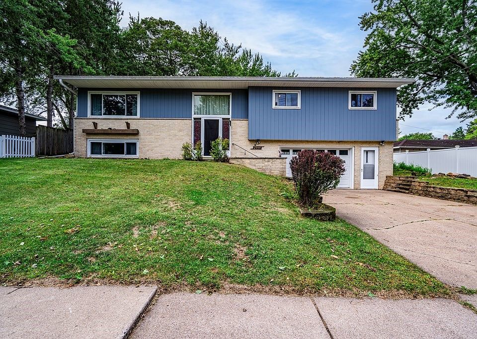 1st image of 2944 Jupiter Avenue