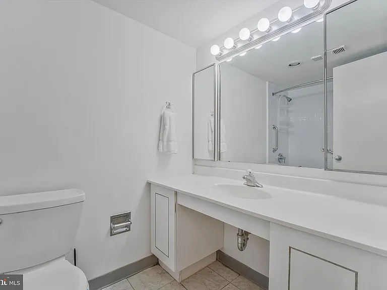 8360 Greensboro Dr #208 — Photo 32