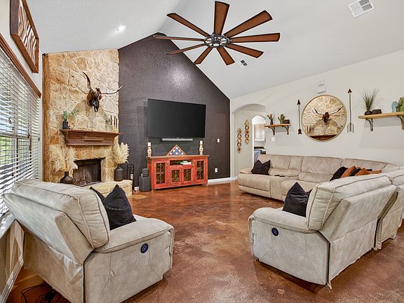 4th image of 125 Miramar Cir
