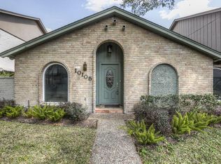 10105 Kemp Forest Dr, Houston, TX 77080