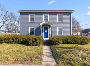 307 S McKendrie Ave, Mount Morris, IL 61054