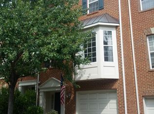 406 Ashford La, Alexandria, VA 22304