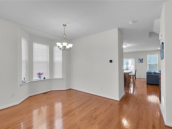 4th image of 4606 Woodbrush Way