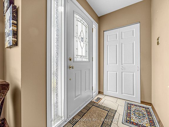 3rd image of 175 Lindylou Rd