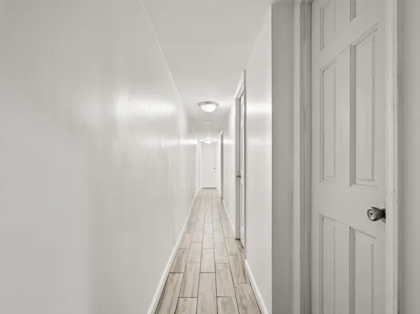 234 East 54th Street image 21 of 30