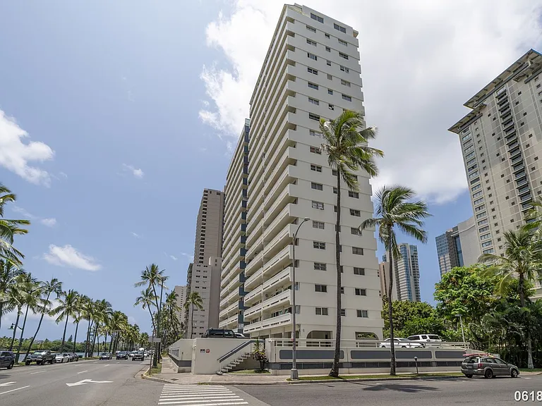 2085 Ala Wai Blvd #B64 — Photo 1