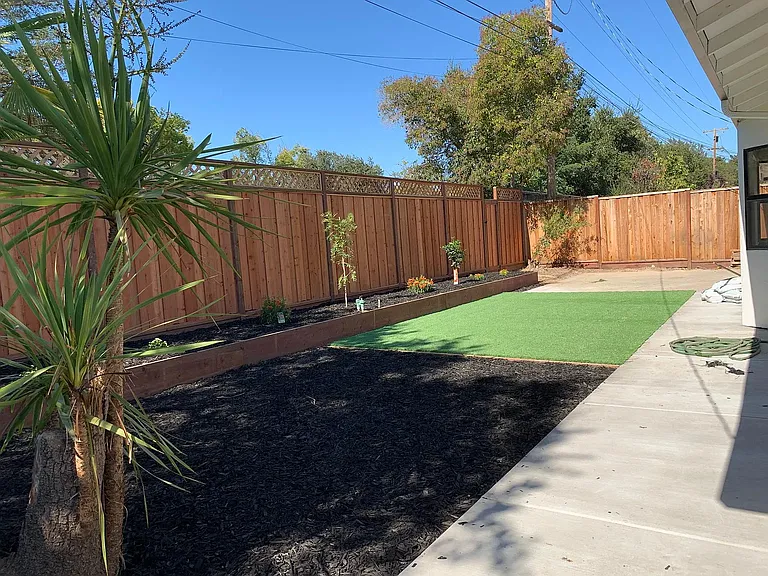 965 November Dr — Photo 23