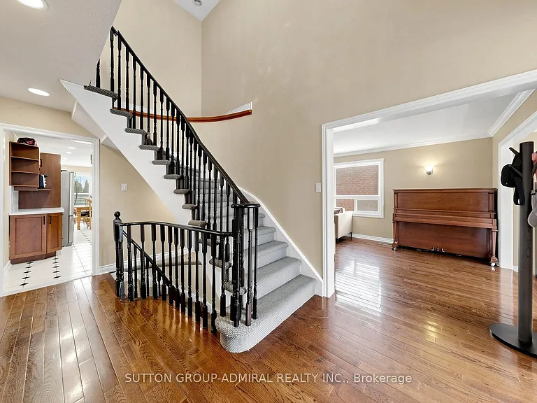 119 Mountbatten Rd — Photo 15