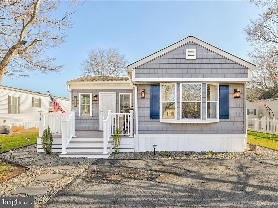 1st image of 23733 Driftwood Ln