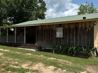 16 Oscar Whiddon Rd, Purvis, MS 39475