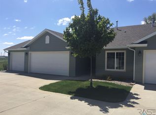 5301 W Eucalyptus Pl, Sioux Falls, SD 57107