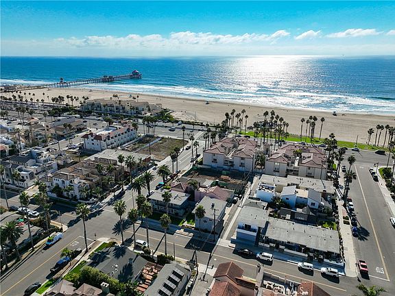 216 10th St, Huntington Beach, CA 92648 | MLS #PW23207289 | Zillow