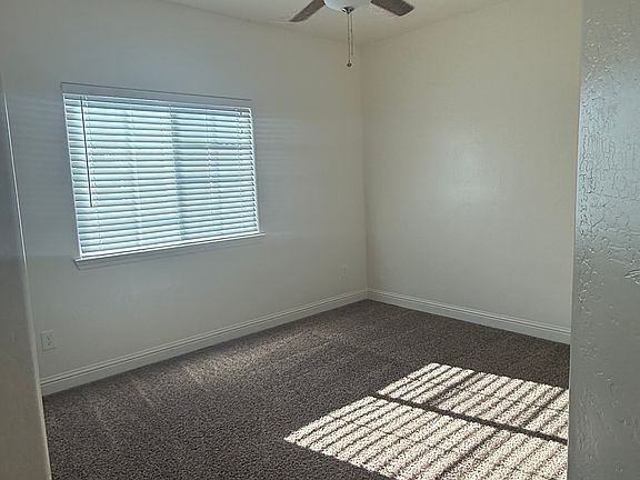 5th image of 5436 W Acacia Ave