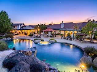 910 W Hollow Dr, Paso Robles, CA 93446