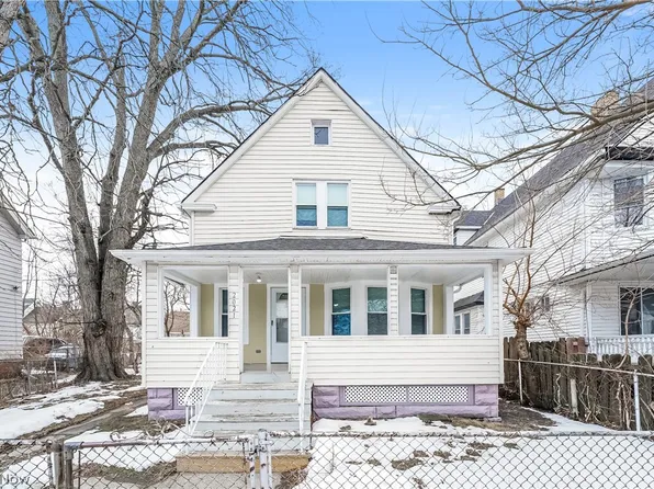 2021 W 93rd St, Cleveland, OH 44102