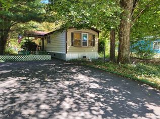 17 Picadilly E, Loch Sheldrake, NY 12759