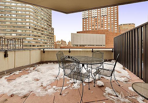 2nd image of 1991 Broadway APT 8A